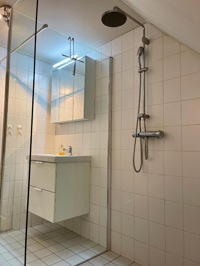Karibu Het Voorhuis 2 Tot 6 Persoons Luxe Slaapkamers Met Een Mooie Woonkeuken Daarle Ngoại thất bức ảnh